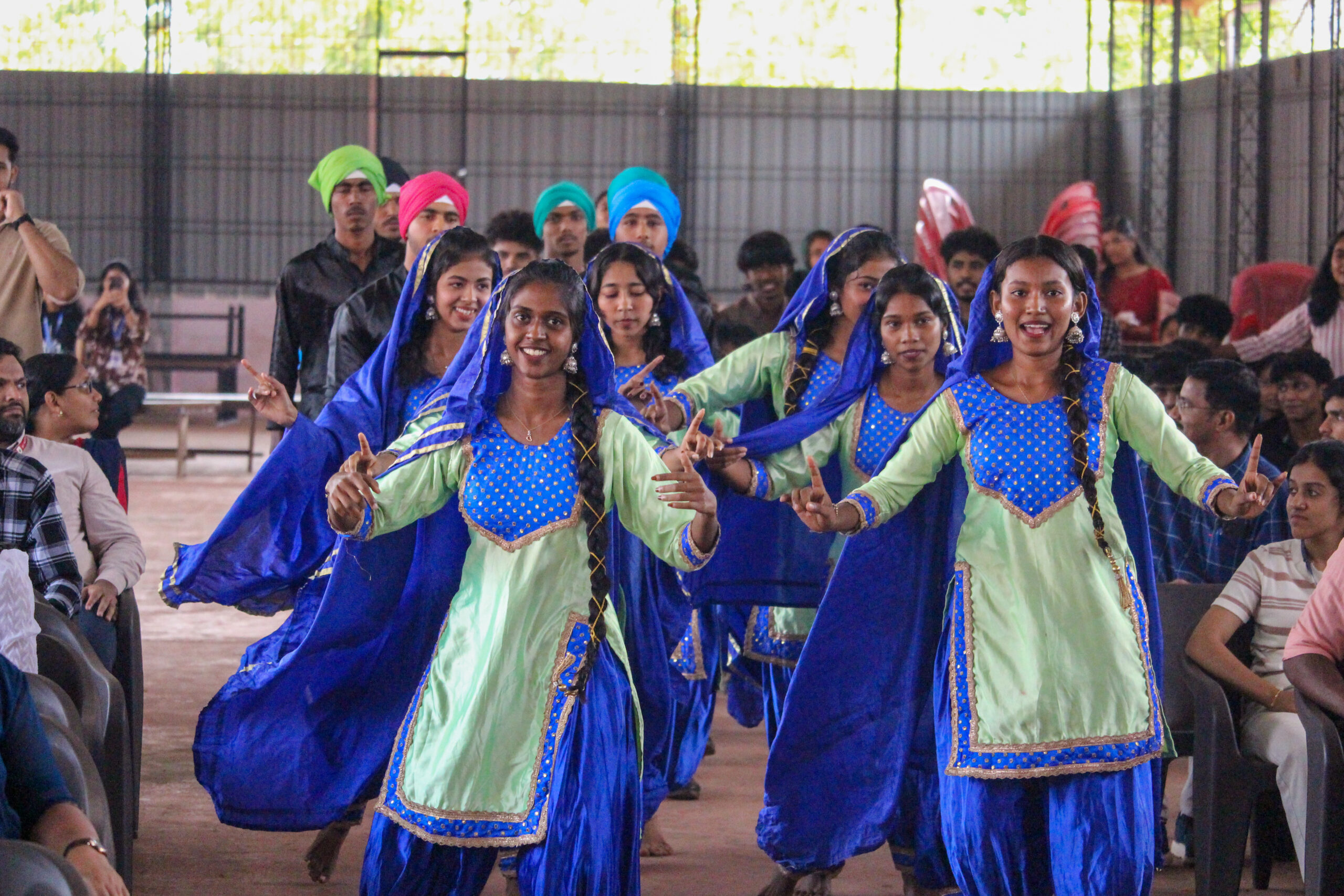 Image gallery marquee